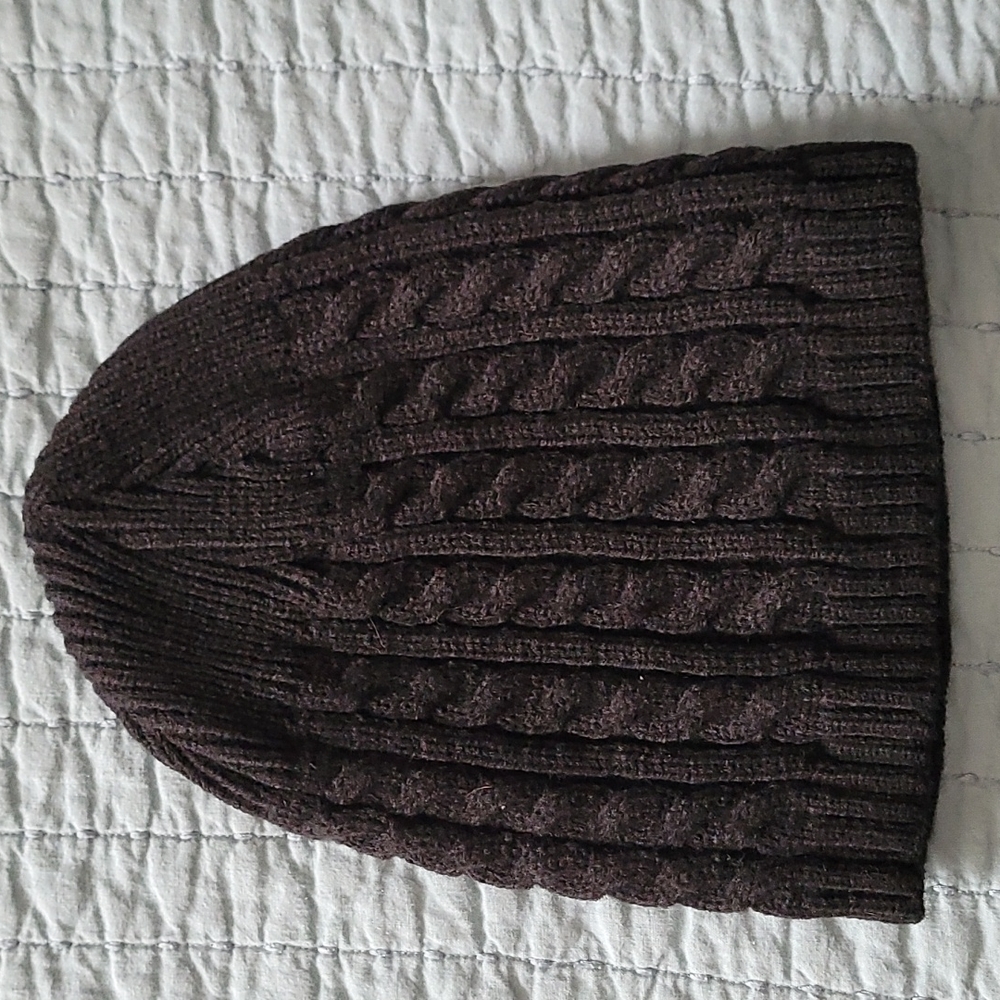 KB ETHOS CABLE KNIT HAT